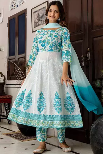 Women Floral Printed Regular Pure Cotton Kurta with Trousers & With Dupatta