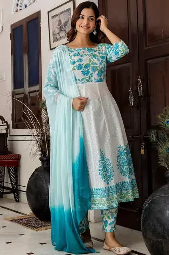 Women Floral Printed Regular Pure Cotton Kurta with Trousers & With Dupatta