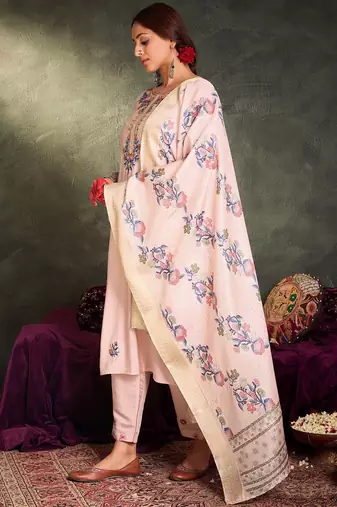 Floral Embroidered Thread Work Straight Kurta With Trousers And Dupatta