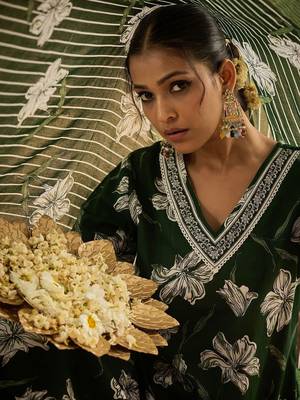 Floral Printed V-Neck Pure Cotton Straight Kurta With Trouser & Dupatta 2
