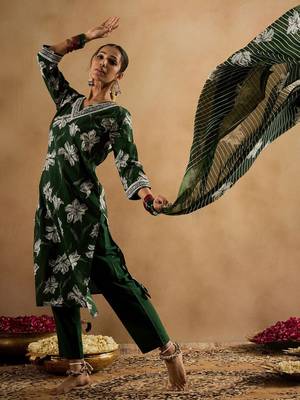 Floral Printed V-Neck Pure Cotton Straight Kurta With Trouser & Dupatta 5