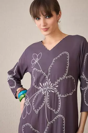 Women Floral Embroidered Regular Thread Work Kurta with Palazzos