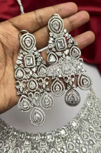 Luxury CZ Bridal Choker Necklace Set, Indian Wedding Jewelry, Crystal Earrings Maang Tikka