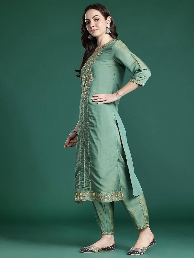 Ethnic Motifs Embroidered Gotta Patti Kurta with Trousers & Dupatta