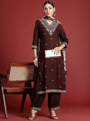 Ethnic Motifs Embroidered Thread Work Kurta with Salwar & With Dupatta 1