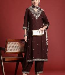 Ethnic Motifs Embroidered Thread Work Kurta with Salwar & With Dupatta