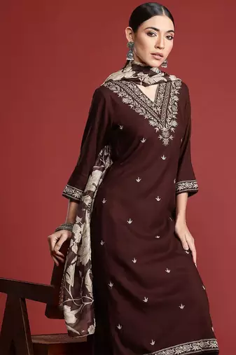 Ethnic Motifs Embroidered Thread Work Kurta with Salwar & With Dupatta