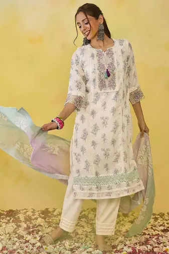 women floral printed regular thread work  cotton kurta with trousers & with dupatta