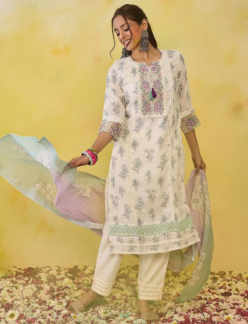 women floral printed regular thread work  cotton kurta with trousers & with dupatta