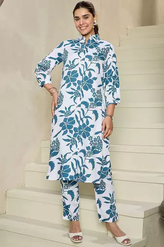 Floral Printed Shirt Collar Kurta With Trousers