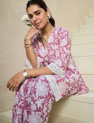 Floral Printed V Neck Pure Cotton A-Line Kurta with Trousers 1
