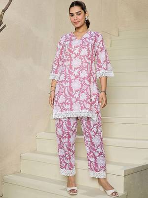 Floral Printed V Neck Pure Cotton A-Line Kurta with Trousers 2