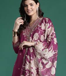 Ethnic Motifs Embroidered Thread Work Kurta with Salwar & With Dupatta