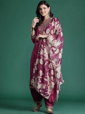 Ethnic Motifs Embroidered Thread Work Kurta with Salwar & With Dupatta 1