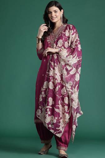 Ethnic Motifs Embroidered Thread Work Kurta with Salwar & With Dupatta