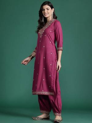 Ethnic Motifs Embroidered Thread Work Kurta with Salwar & With Dupatta 6