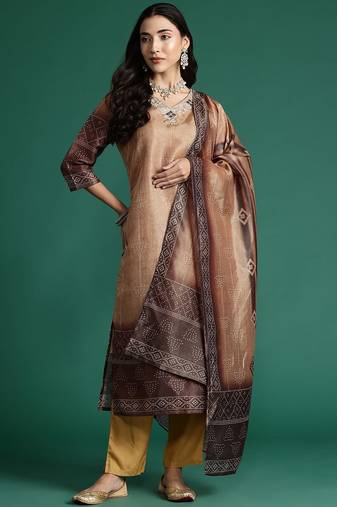 Bandhani Printed Thread Work Kurta with Trousers & With Dupatta