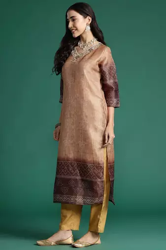 Bandhani Printed Thread Work Kurta with Trousers & With Dupatta