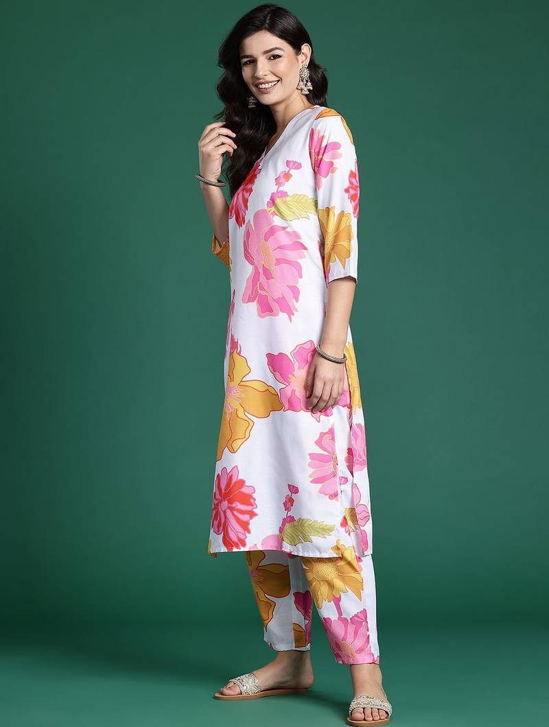 Floral Printed Kurta with Trousers