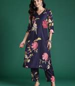 Women Floral Printed Kurta with Trousers