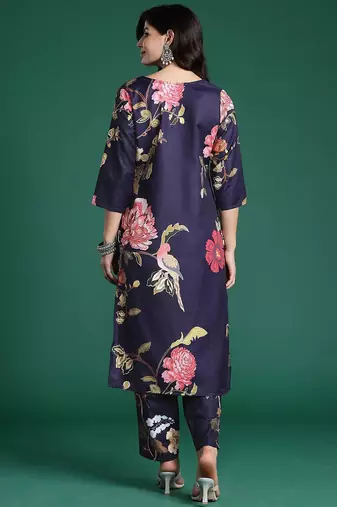 Women Floral Printed Kurta with Trousers