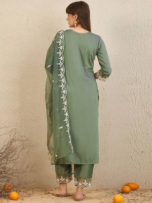 Floral Embroidered Straight Kurta With Trousers & Dupatta 6