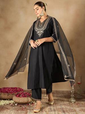 Women Ethnic Motifs Embroidered Regular Liva Kurta with Trousers & With Dupatta 4