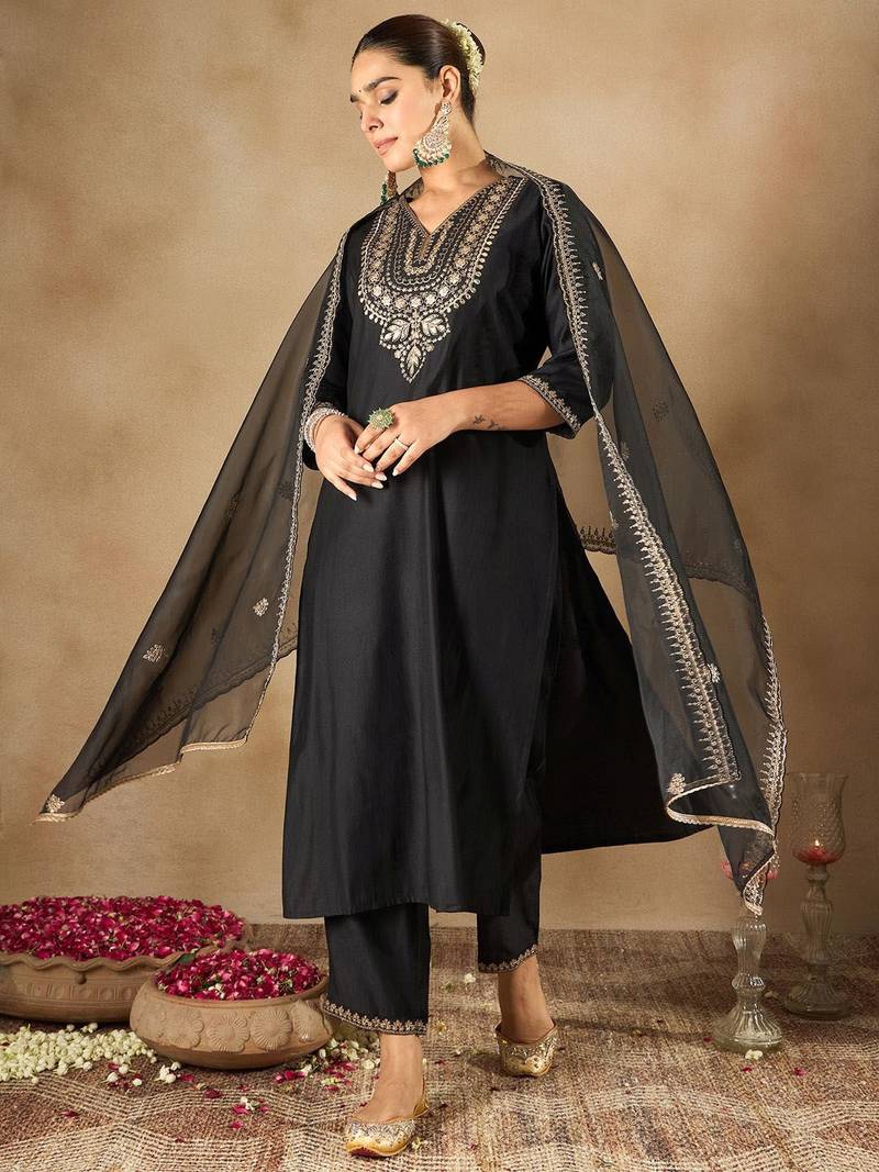 Women Ethnic Motifs Embroidered Regular Liva Kurta with Trousers & With Dupatta