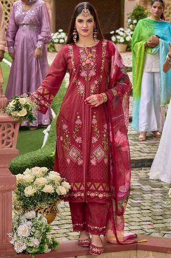Women Floral Embroidered Regular Thread Work Kurta with Trousers & With Dupatta