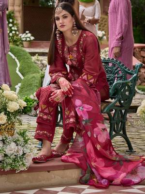 Women Floral Embroidered Regular Thread Work Kurta with Trousers & With Dupatta 4