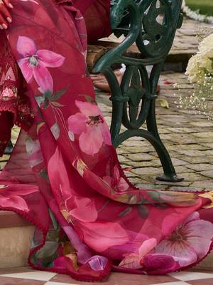 Women Floral Embroidered Regular Thread Work Kurta with Trousers & With Dupatta 7