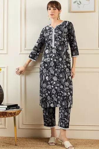 Women Floral Printed Regular Pure Cotton Kurta with Trousers