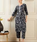 Women Floral Printed Regular Pure Cotton Kurta with Trousers