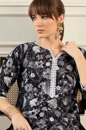 Women Floral Printed Regular Pure Cotton Kurta with Trousers
