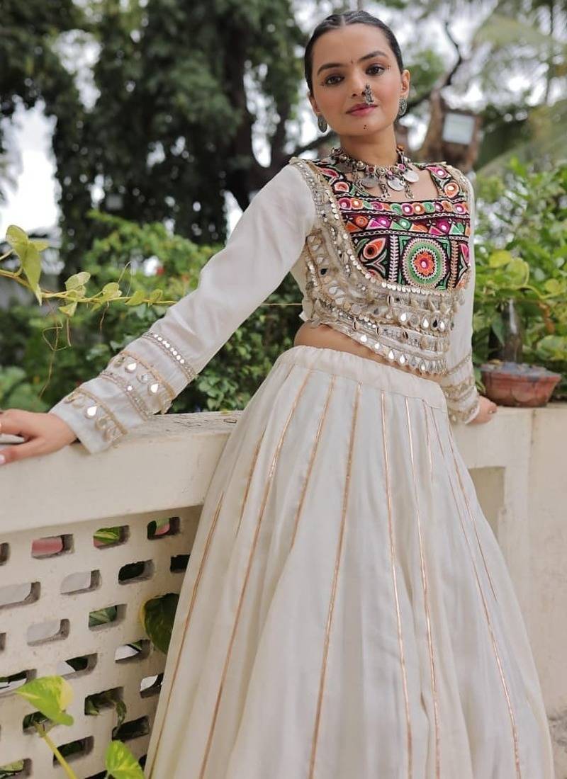 Off White Roman Chaniya Choli - Free Size 