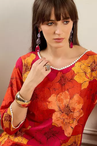 Floral Printed V-Neck Pure Cotton Straight Kurta With Trousers
