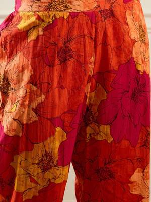 Floral Printed V-Neck Pure Cotton Straight Kurta With Trousers 3