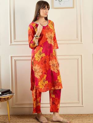 Floral Printed V-Neck Pure Cotton Straight Kurta With Trousers 4