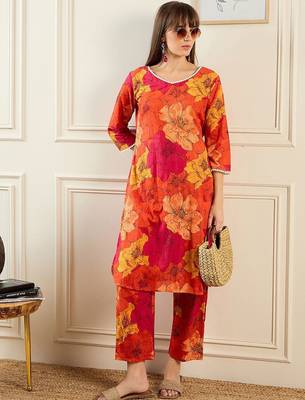 Floral Printed V-Neck Pure Cotton Straight Kurta With Trousers 6