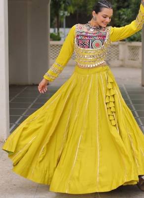 Parrot Green Roman Attractive Chaniya Choli (Free Size Stitched) 3