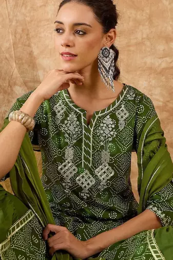 Ethnic Motifs Printed Straight Gotta Patti Kurta with Sharara & Dupatta