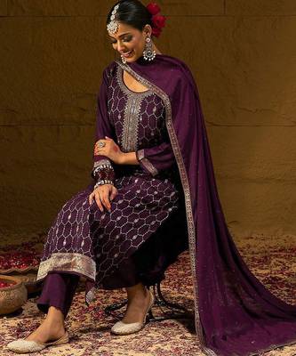 Burgundy Geometric Embroidered Jacquard Weave Kurta with Trousers & Dupatta 1