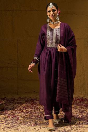 Burgundy Floral Embroidered Sequinned Dobby Weave Kurta with Trousers & Dupatta