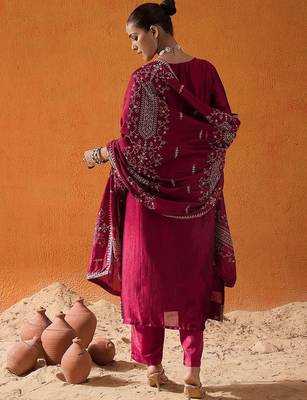 Ethnic Motifs Embroidered Thread Work Straight Kurta With Trousers & Dupatta 3