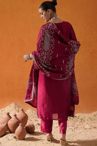 Ethnic Motifs Embroidered Thread Work Straight Kurta With Trousers & Dupatta
