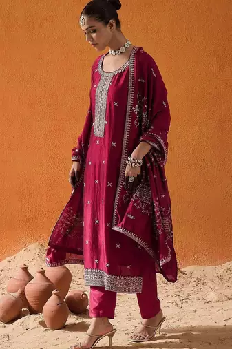 Ethnic Motifs Embroidered Thread Work Straight Kurta With Trousers & Dupatta