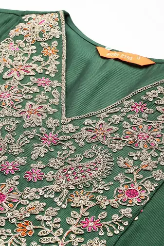 Floral Embroidered Zari Pleated Liva Kurta With Trousers & Dupatta