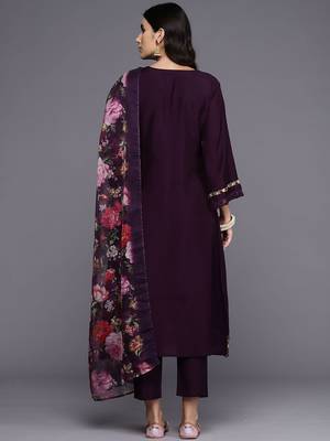 Ethnic Motifs Embroidered Straight Thread Work Kurta With Trousers & Dupatta 5
