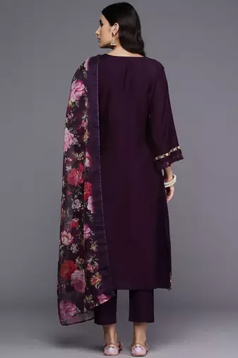 Ethnic Motifs Embroidered Straight Thread Work Kurta With Trousers & Dupatta