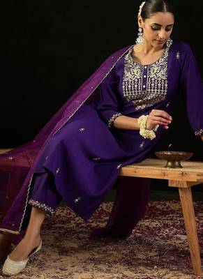 Round Neck Ethnic Motifs Embroidered Sequinned Kurta with Trouser & Dupatta 1